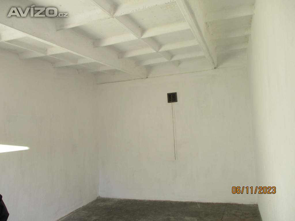 Foto inzerátu Pronájem garáže 22m2 s elekřinou (podružný elektroměr)v Opavě