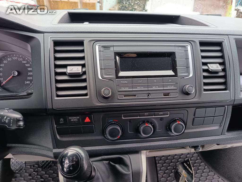 Foto inzerátu Volkswagen Transporter 2,0TDI  3-místný ČR 1.maj DPH 