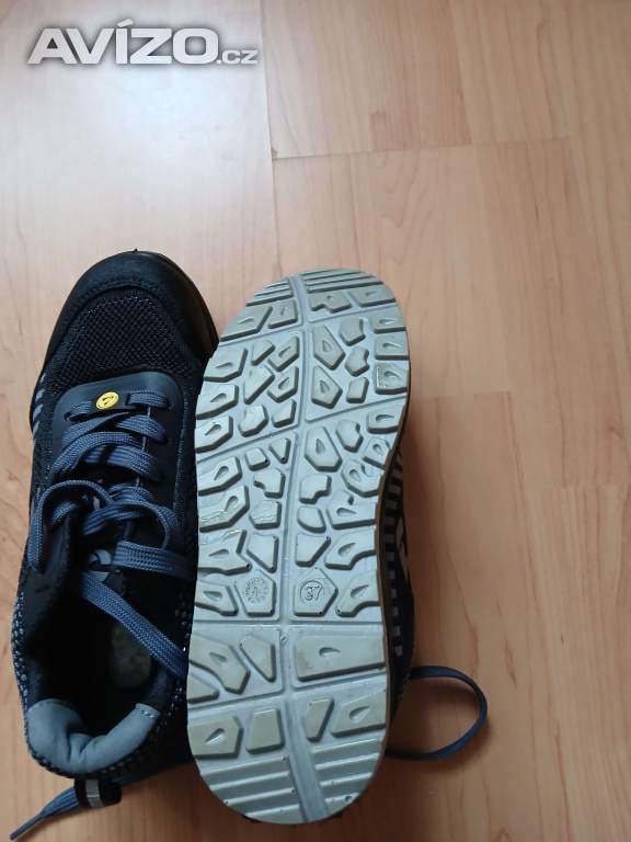 Foto inzerátu Dámské boty 