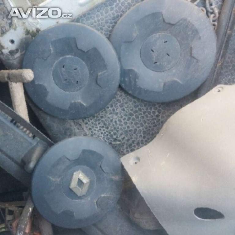 Foto inzerátu Opel Vivaro Renault Trafic nárazník díly a díly 