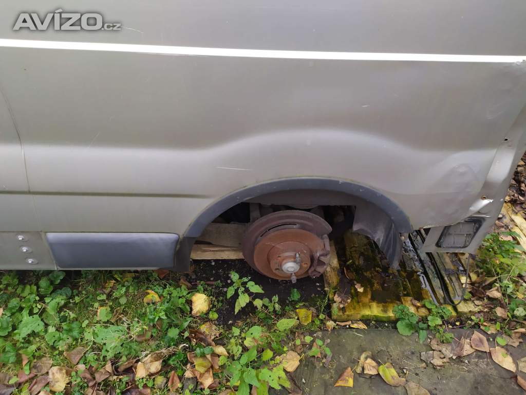 Foto inzerátu Opel Vivaro Renault Trafic nárazník díly a díly 