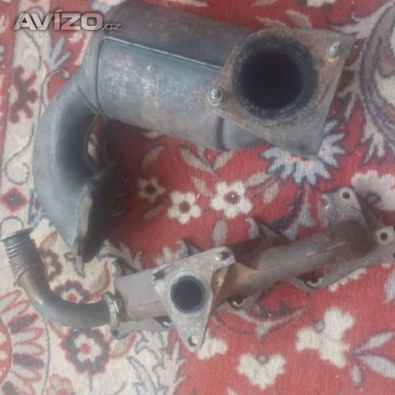 Foto inzerátu Opel Vivaro Renault Trafic nárazník díly a díly 