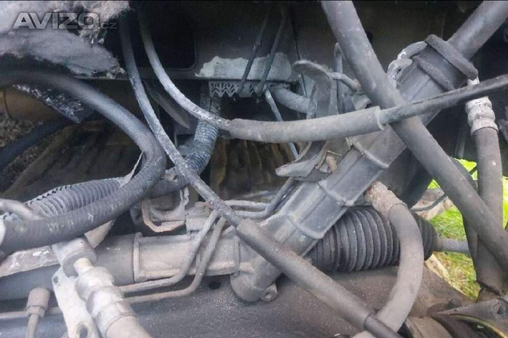 Foto inzerátu Opel Vivaro Renault Trafic nárazník díly a díly 