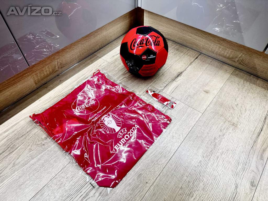Foto inzerátu Coca Cola Merch - UEFA Euro 2024 - míč/vak/otvírák