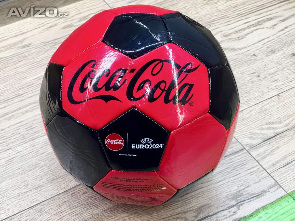 Foto inzerátu Coca Cola Merch - UEFA Euro 2024 - míč/vak/otvírák