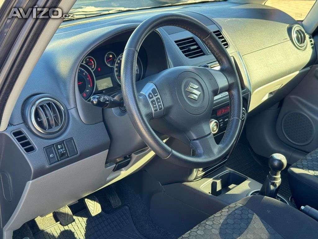 Foto inzerátu Suzuki SX4, 1,6 4x4 r.v.2013 ,naj. 86.955km,TAŽNÉ,BEZ KOROZE