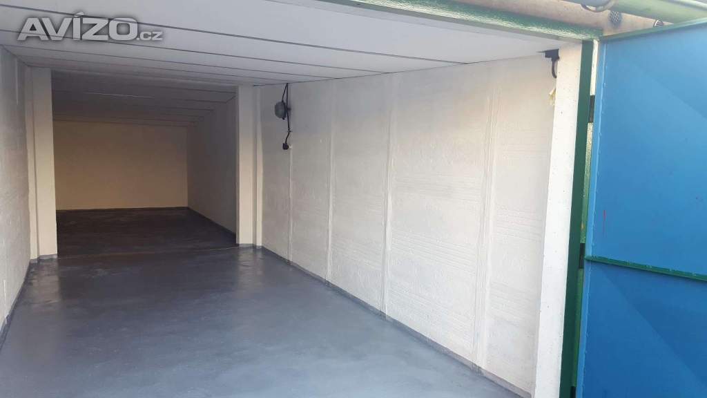Foto inzerátu Pronájem garáže na dvě auta 37m2 Kralupy Lobeček 