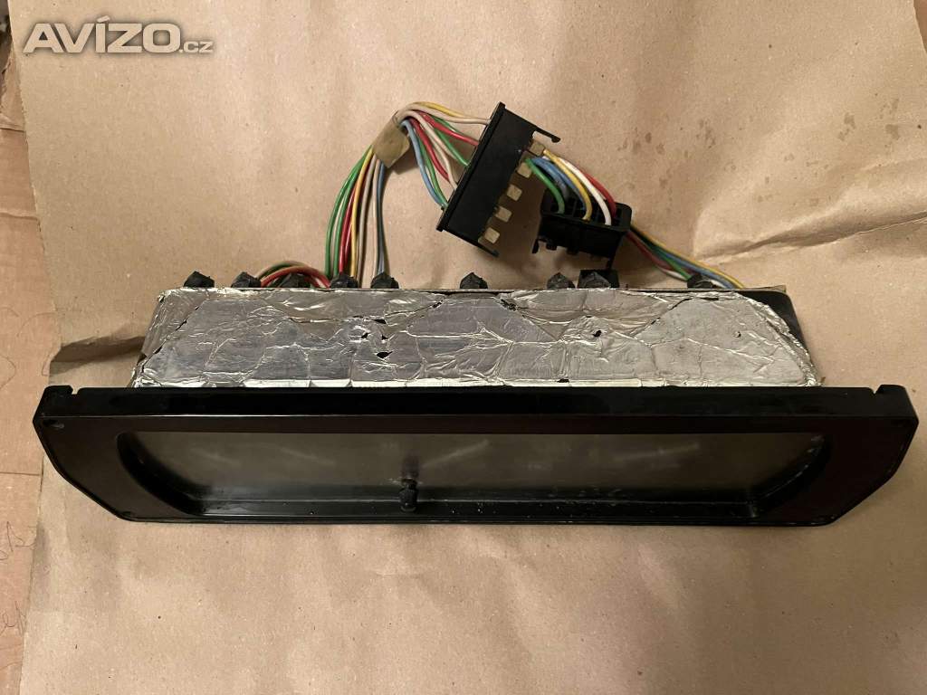 Foto inzerátu Přístrojová deska ŠKODA 125-136 + RAPID