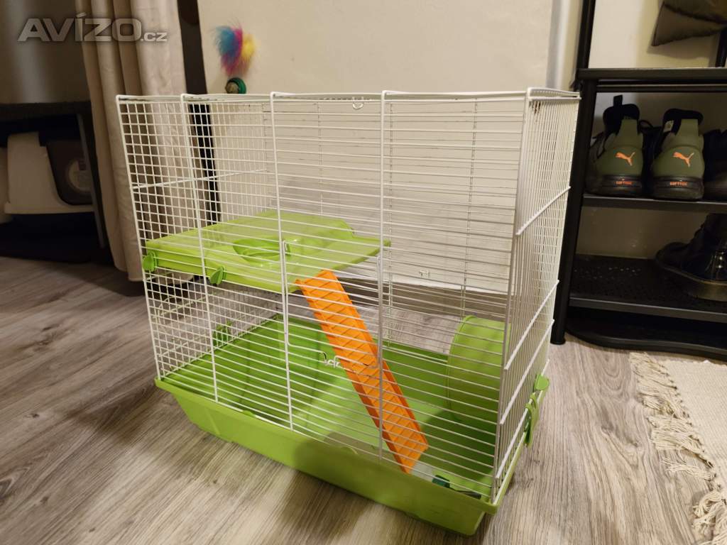 Prodám větší klec