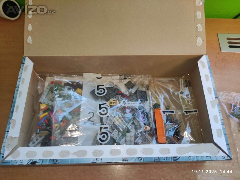 Foto inzerátu LEGO Star Wars 75383 Sith Infiltrator Dartha Maula