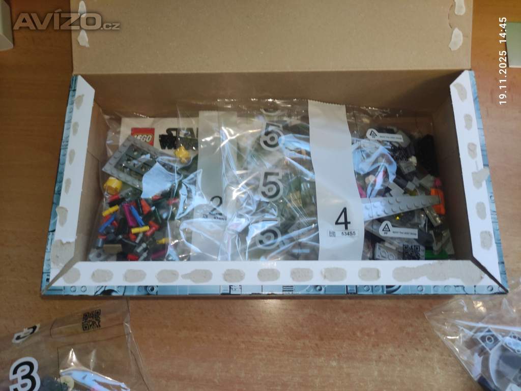 Foto inzerátu LEGO Star Wars 75383 Sith Infiltrator Dartha Maula