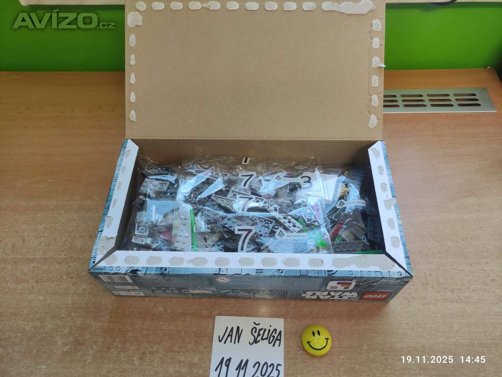 Foto inzerátu LEGO Star Wars 75383 Sith Infiltrator Dartha Maula