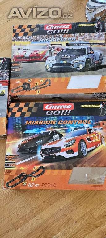 Foto inzerátu 3x autodráha Carrera GO+další náhradní díly a autíčka navíc