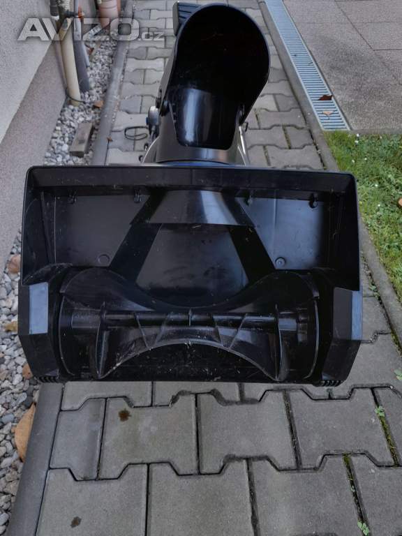 Foto inzerátu Elektricka snehova freza Mountfield