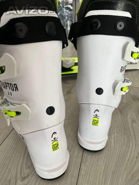 Foto inzerátu Lyžařská výstroj pro chlapce 9-11 let