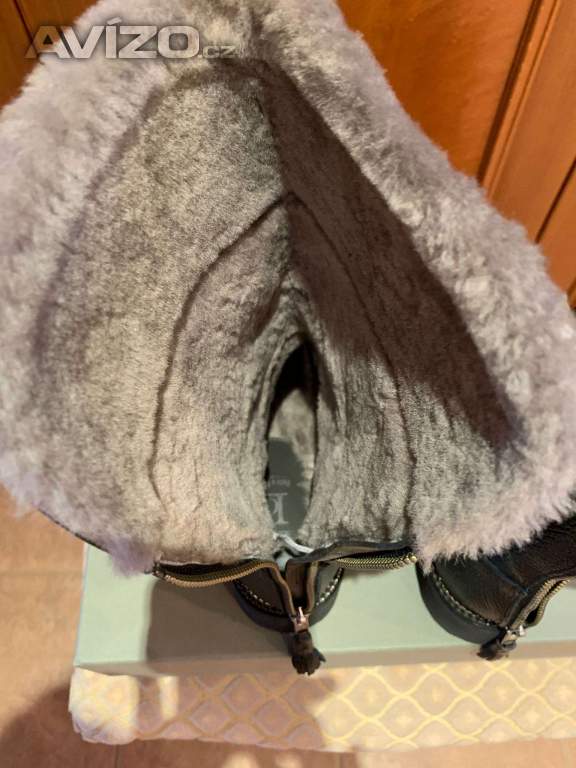Foto inzerátu Nové luxusní zimní dámské kožené italské kozačky