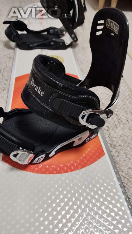 Foto inzerátu Snowboard 