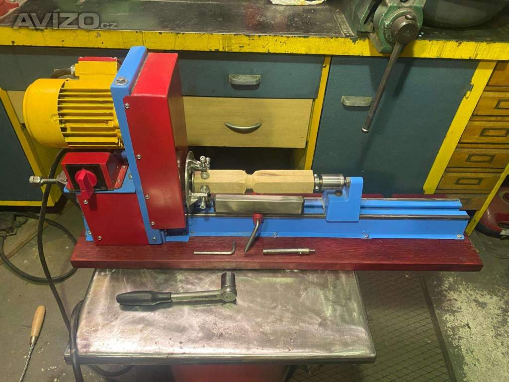 Foto inzerátu Soustruh na dřevo 