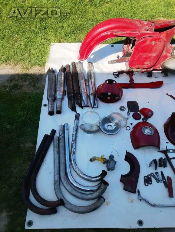 Foto inzerátu ND Jawa pérák / kývačka