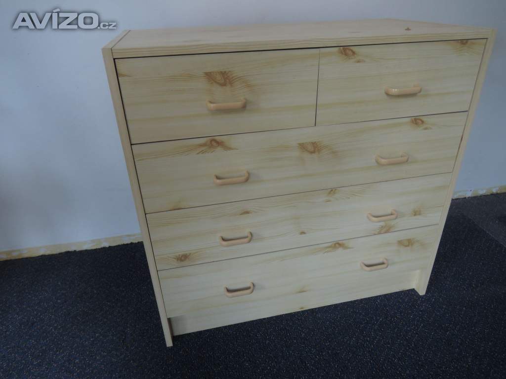 komoda v barvě borovice