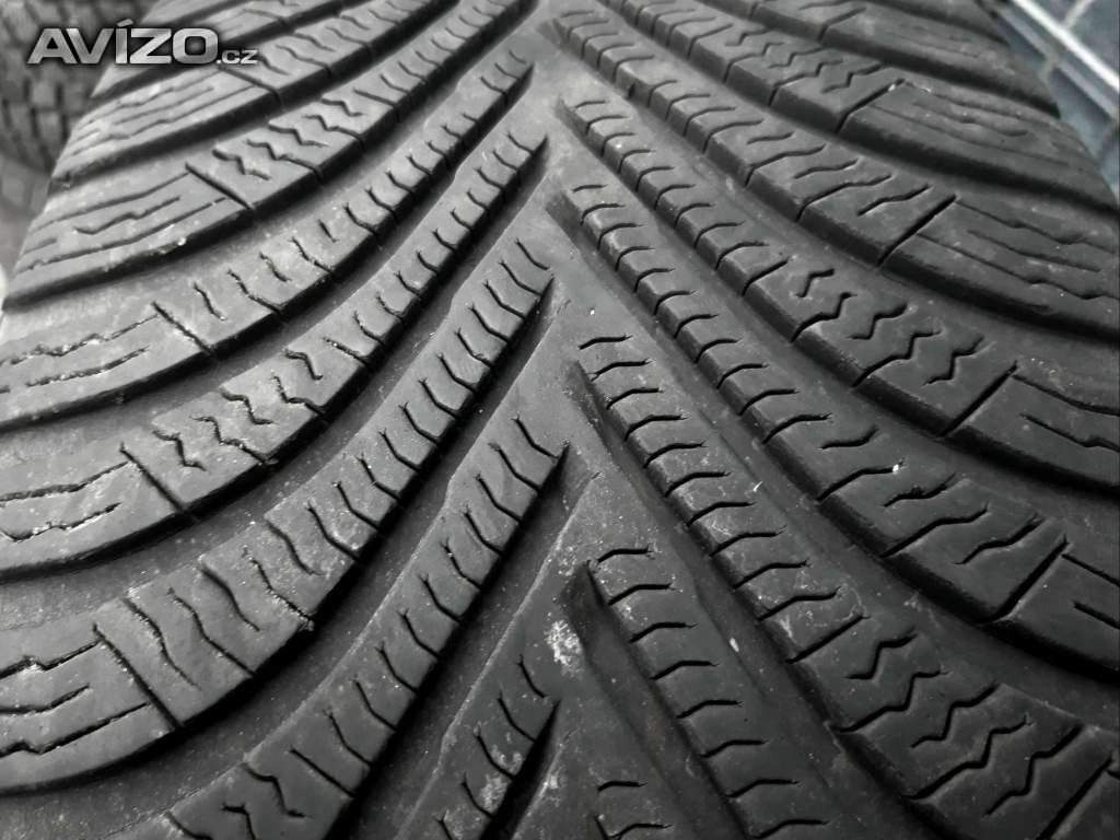 2ks zimních pneu 215/60 R16 Michelin