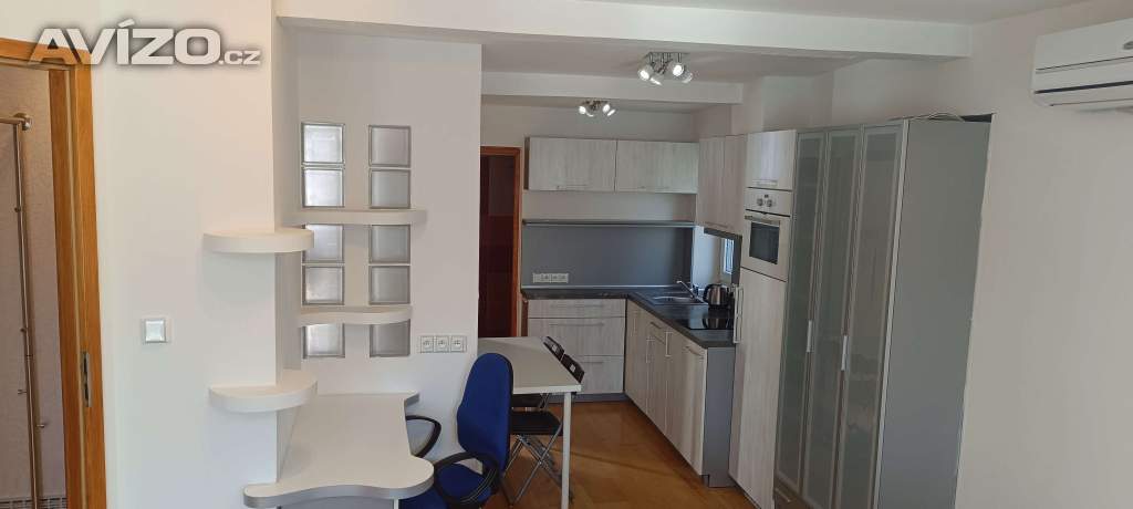 Foto inzerátu OV centrum zařízený 2+kk, balkón 