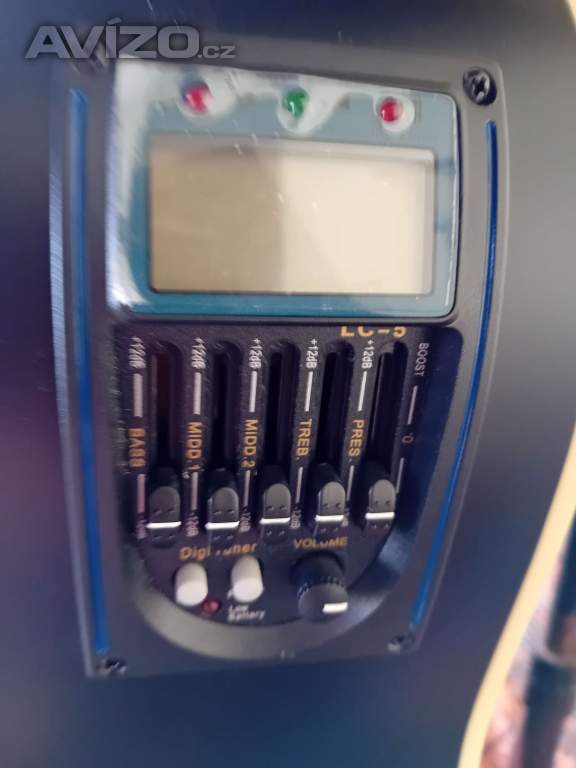 Foto inzerátu 12-ti strunná elektroakustická kytara 