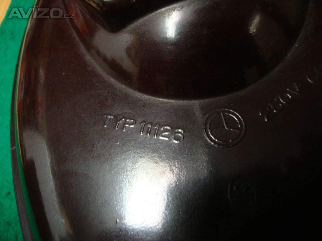 Foto inzerátu Retro starožitná lampa lampička bakelitová TYP 11126 pěkná