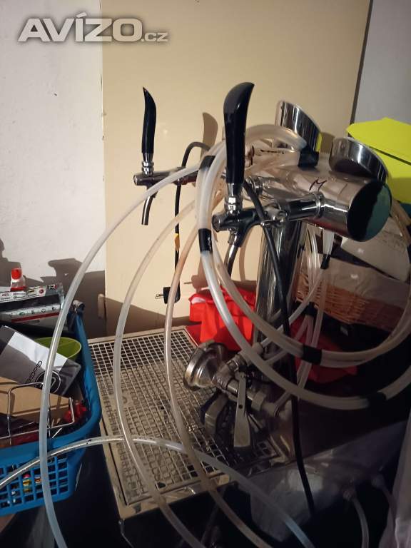 Foto inzerátu prodej restauračního vybavení