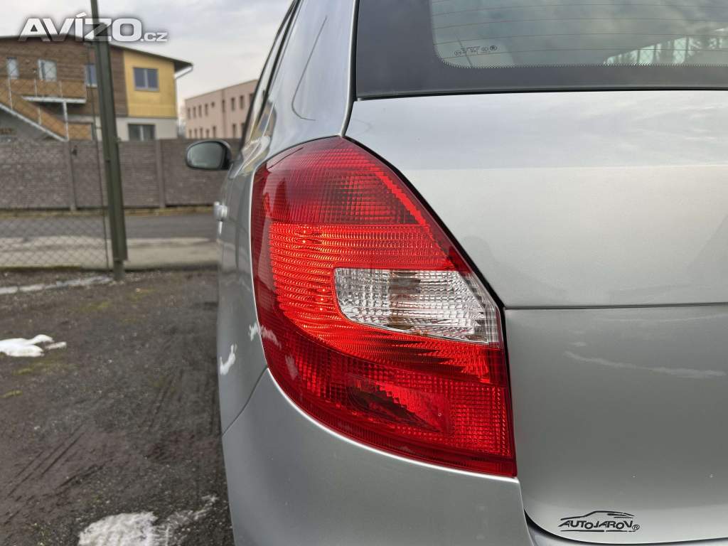 Foto inzerátu ŠKODA FABIA 2 1.6 16V 77KW 6ST. AUTOMAT ELEGANCE ČR