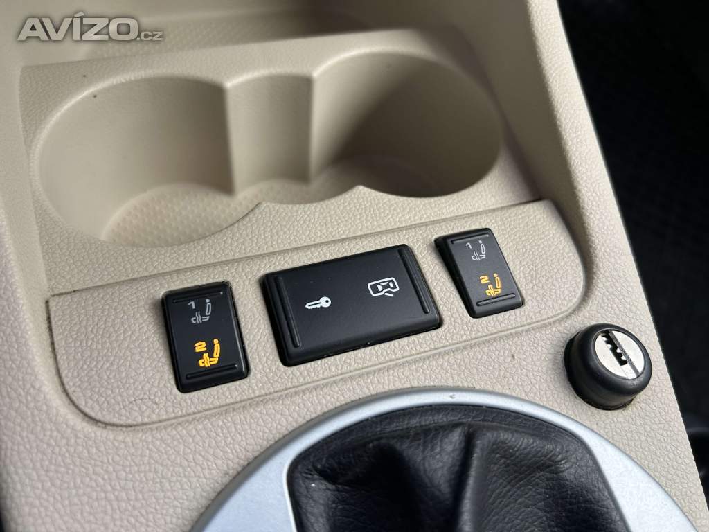 Foto inzerátu ŠKODA FABIA 2 1.6 16V 77KW 6ST. AUTOMAT ELEGANCE ČR