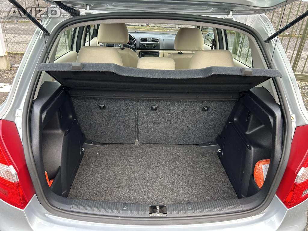 Foto inzerátu ŠKODA FABIA 2 1.6 16V 77KW 6ST. AUTOMAT ELEGANCE ČR