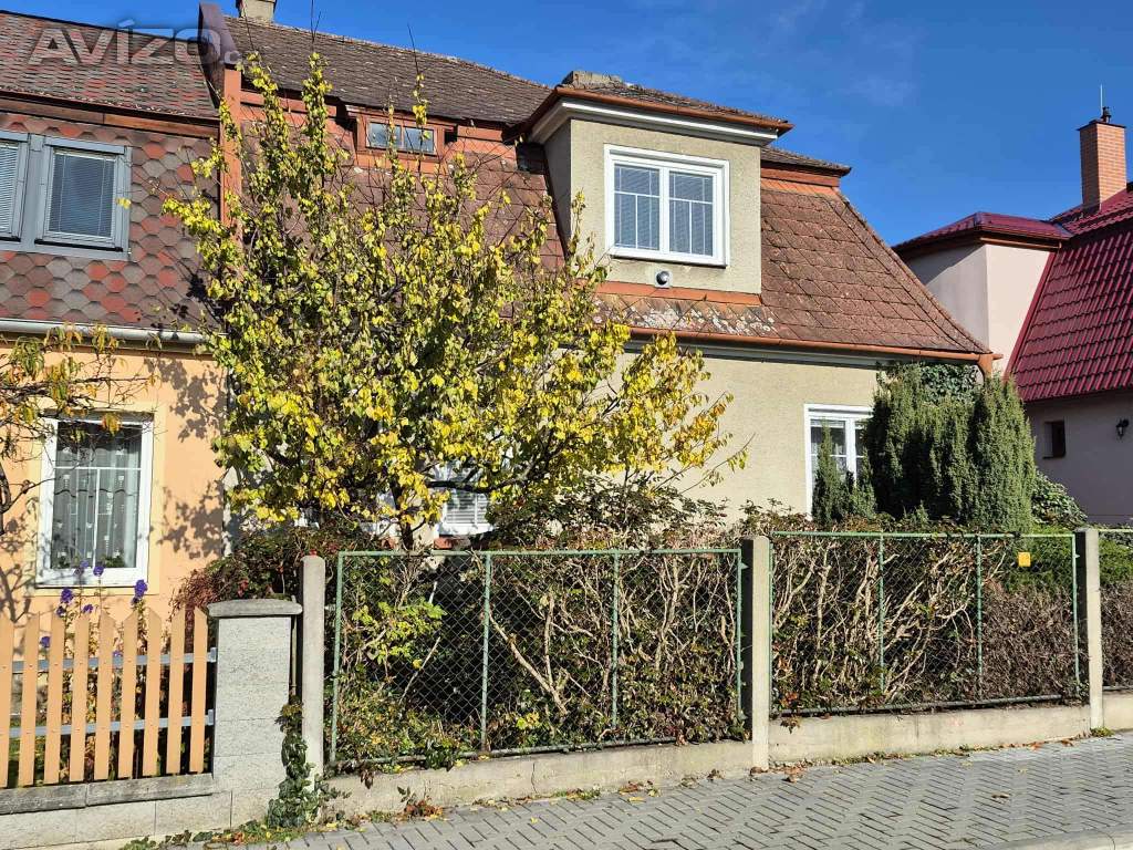 Foto inzerátu Prodej rodinného domu se zahradou - Šternberk