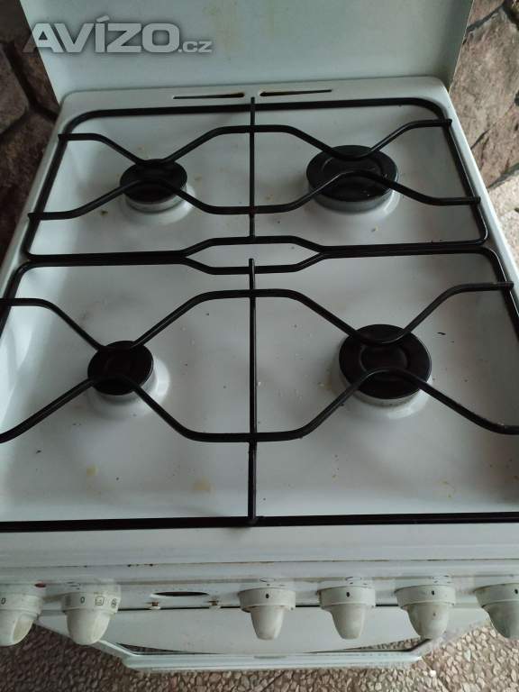 Foto inzerátu Plynový sporák s el. troubou 