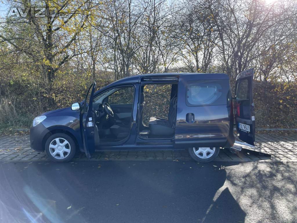 Foto inzerátu Dacia Dokker: rampa pro převoz vozíčkáře