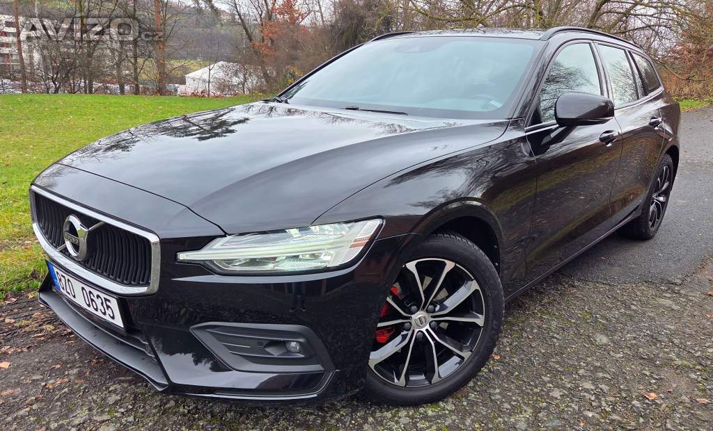 Volvo V60 kombi, Momentum Pro, 2.0 D3 110 KW, nebourané