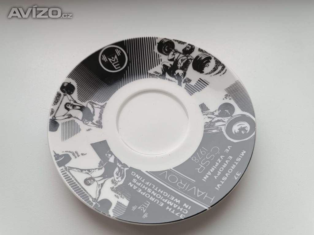 Foto inzerátu Hrníček s talířkem