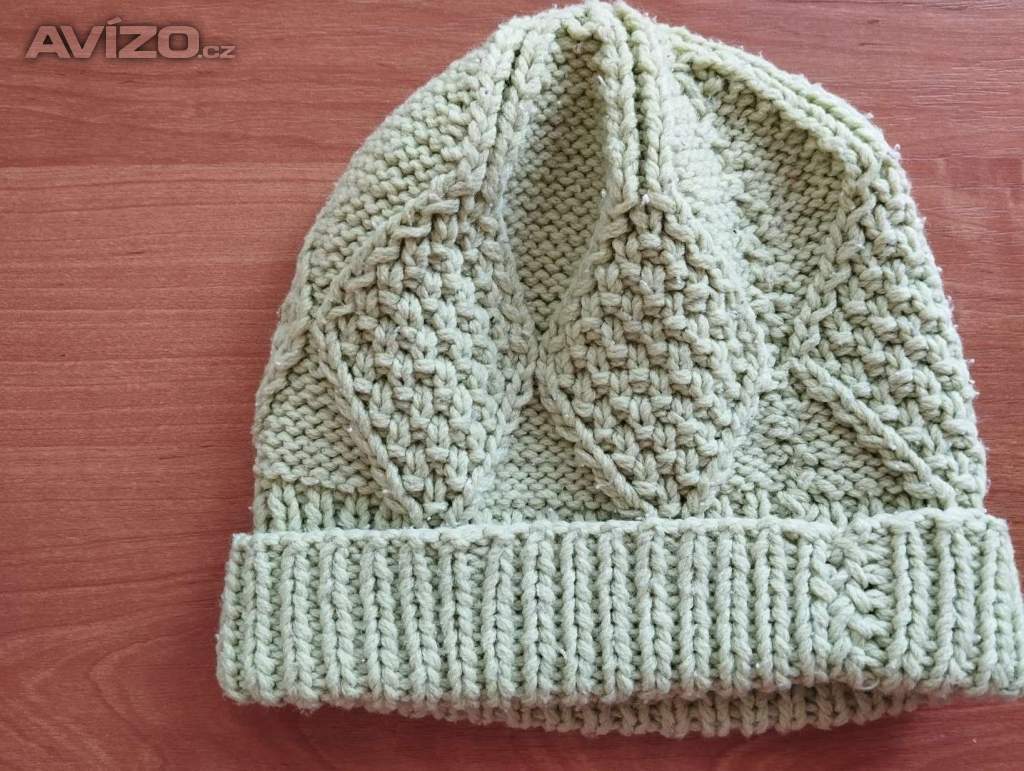 Foto inzerátu Sjezdové boty nadměrná vel. 46. Běžky Rossignol, hůlky. Doplňky zdarma