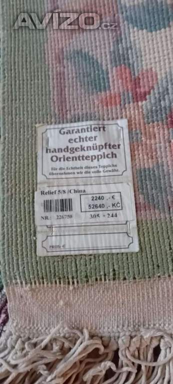 Foto inzerátu Ručně vázaný orientální koberec.
