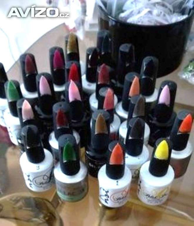 Nails potřeby-UV lampy, gellaky, sterilizátor,područka..