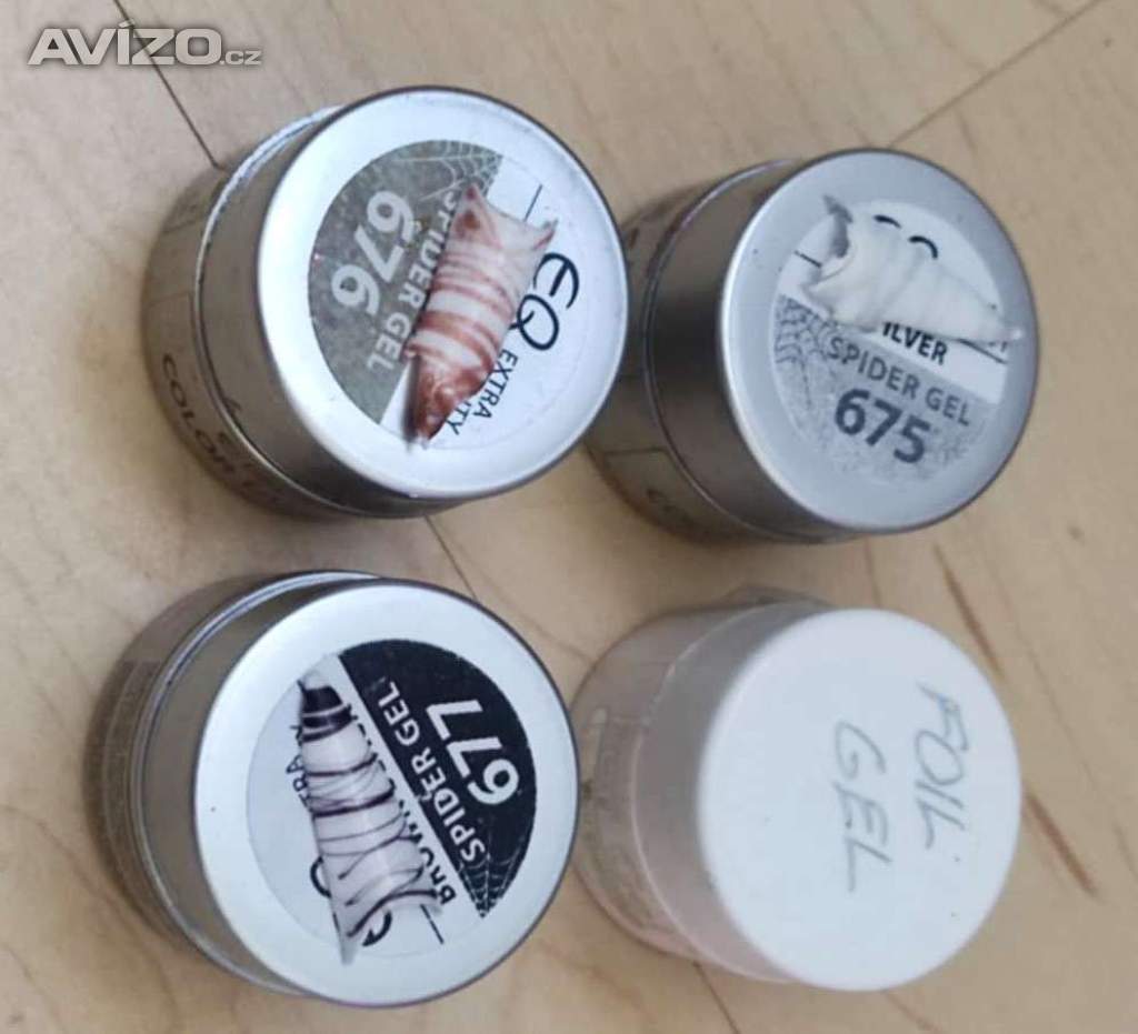 Foto inzerátu Nails potřeby-UV lampy, gellaky, sterilizátor,područka..