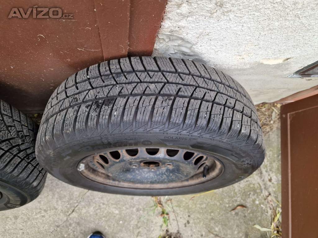Foto inzerátu � Prodám zimní sadu kol – 195/65 R15, rozteč 5×112, Barum Polaris, vzorek 6,5 mm