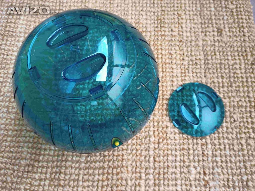 Foto inzerátu Běhací plastová koule Runner Ball Savic 25 cm