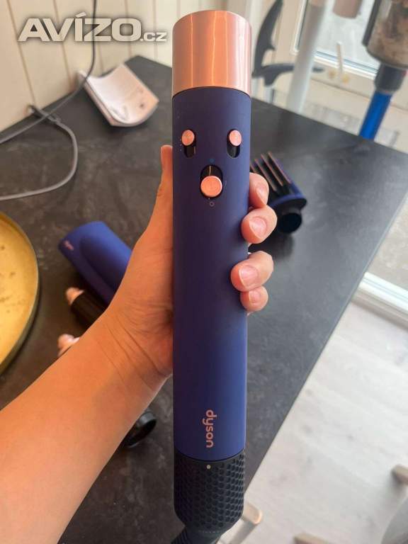 Foto inzerátu Žehlička na vlasy Dyson Airwrap