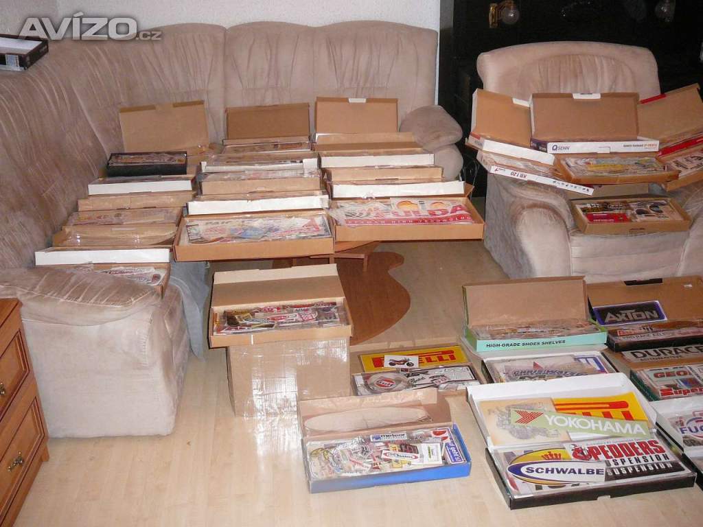 zahraniční samolepky výrobců auto moto dílů a příslušenství