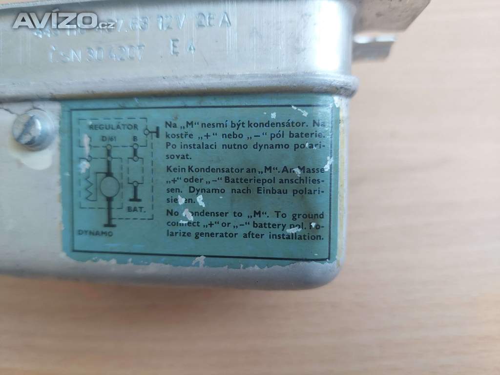 Foto inzerátu Relé, regulátor Magneton 12v - ULOŽENKA - Škoda Spartak, Tatra, atd.