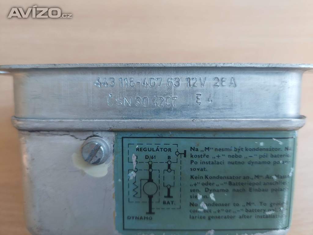 Foto inzerátu Relé, regulátor Magneton 12v - ULOŽENKA - Škoda Spartak, Tatra, atd.