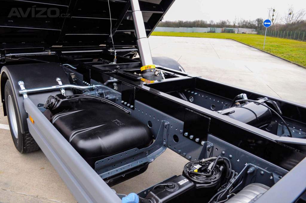 Foto inzerátu MERCEDES ATEGO 1222 TŘÍSTRANNÝ S3 - SKLÁPĚČ - VYKLÁPĚČ EURO5