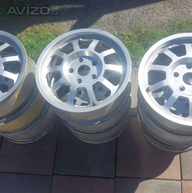 kovaná R15 motorsport 