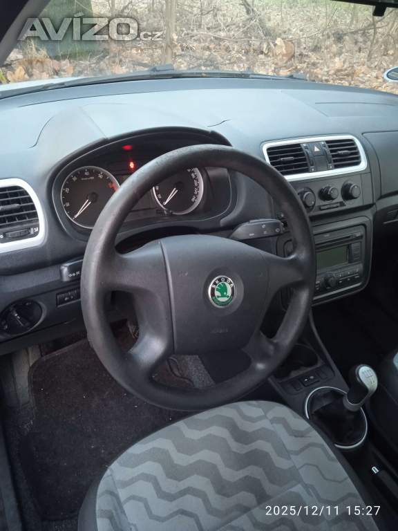 Foto inzerátu Škoda fabia 1.4,rok 2009,69000k.c.